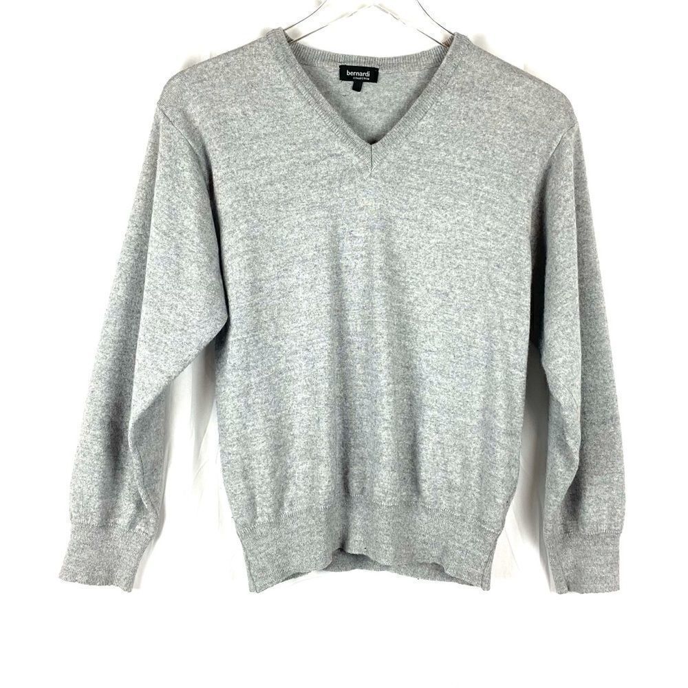 BERNARDI COLLECTION pullover sweater. 